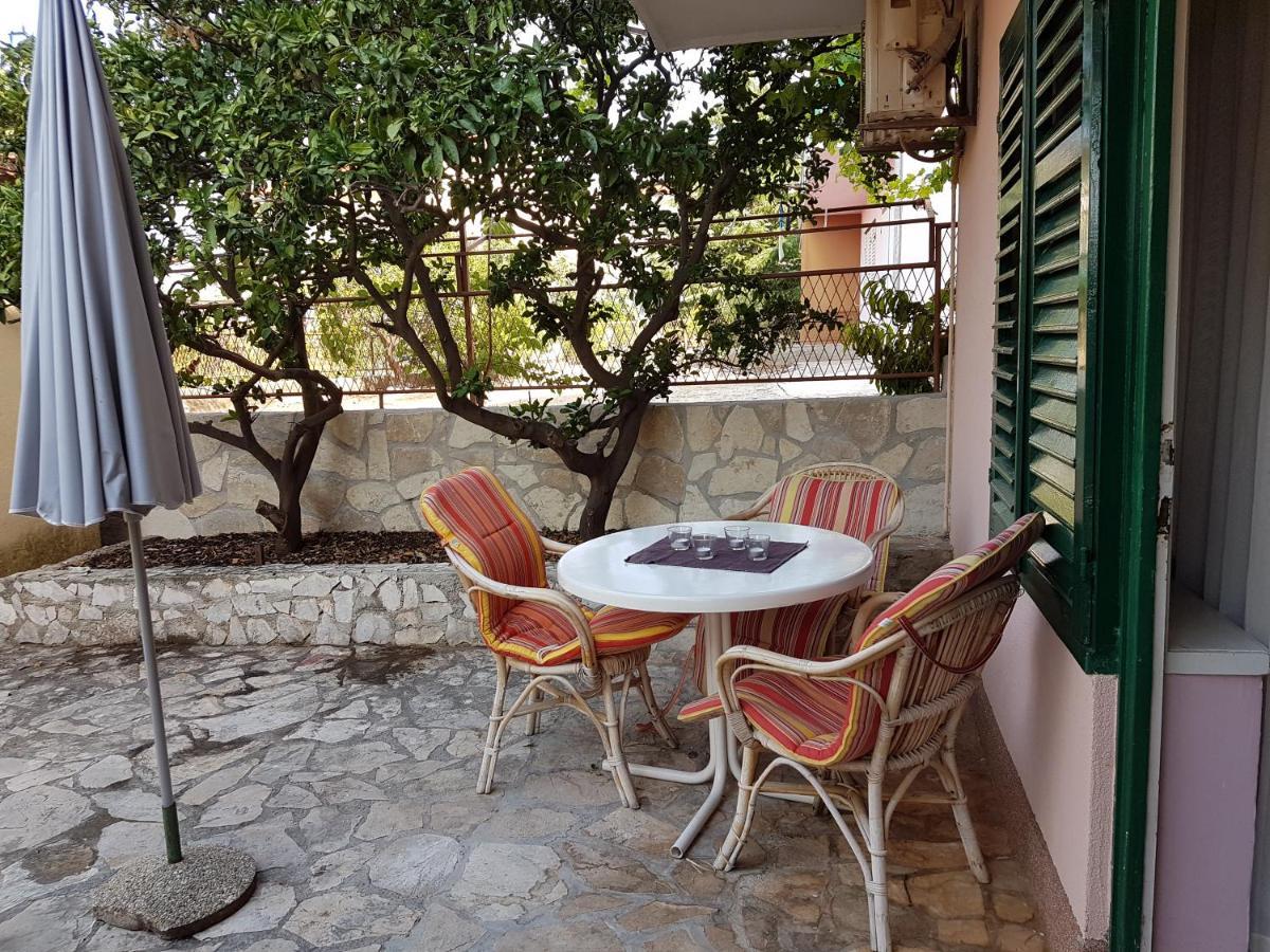Apartments Lujo Primosten Ngoại thất bức ảnh